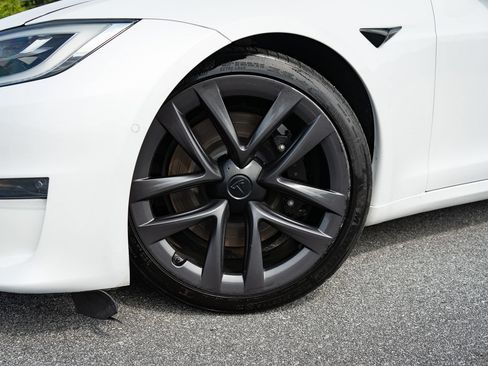 Used 2021 Tesla Model S Plaid AWD/4WD image 7