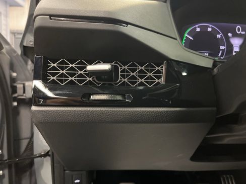 Used 2025 Honda Accord Sport image 12