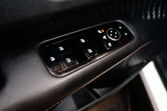Certified 2023 Nissan Ariya FWD image 29
