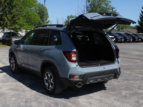 Used 2023 Honda Passport TrailSport image 7