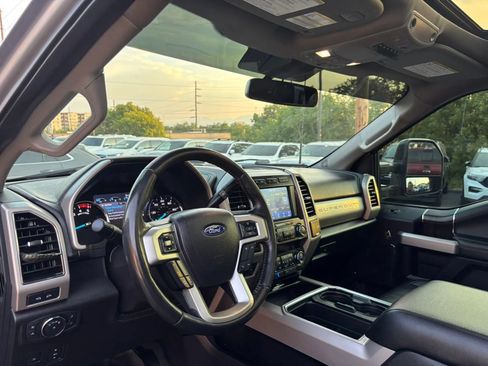 Used 2020 Ford F350 Lariat AWD/4WD image 11