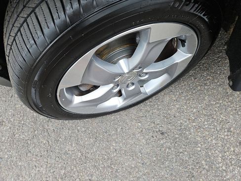 Used 2017 Honda HR-V EX image 10