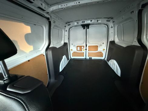 Used 2020 Ford Transit Connect XL image 26
