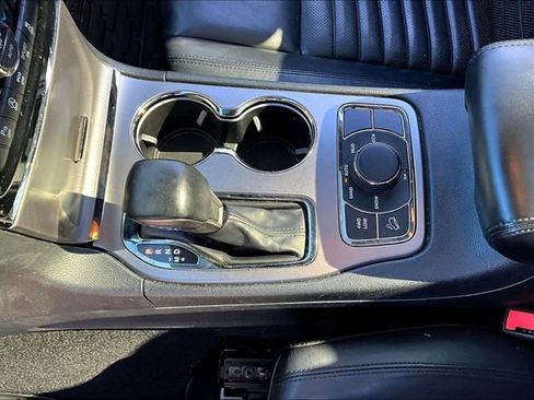 Used 2020 Jeep Grand Cherokee Limited X AWD/4WD image 18