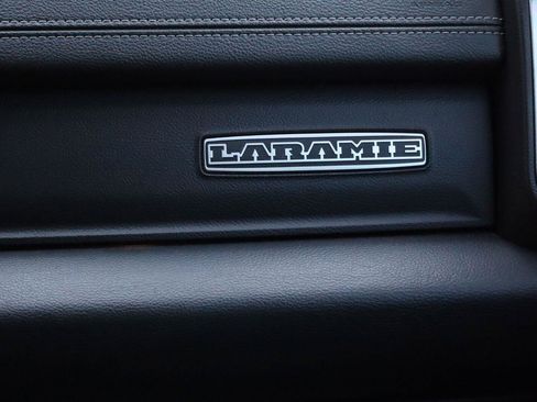 Used 2021 RAM 1500 Laramie AWD/4WD image 38