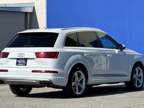 Used 2019 Audi Q7 3.0T Prestige AWD/4WD image 3