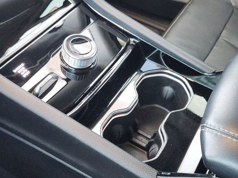 Used 2022 Jeep Grand Cherokee L Limited image 18