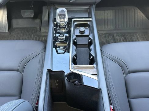 Used 2026 Volvo XC60 B5 Plus w/ Protection Package Premier AWD/4WD image 14