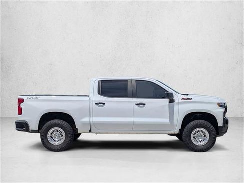 Used 2019 Chevrolet Silverado 1500 LT Trail Boss AWD/4WD image 4