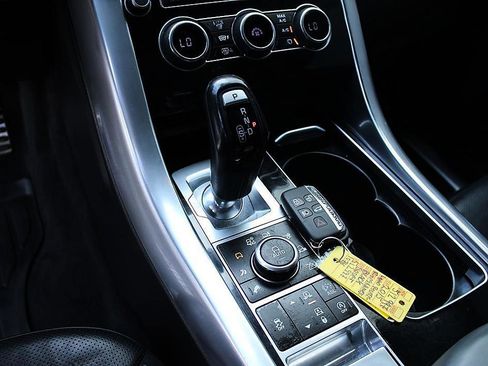 Used 2015 Land Rover Range Rover Sport Supercharged image 15