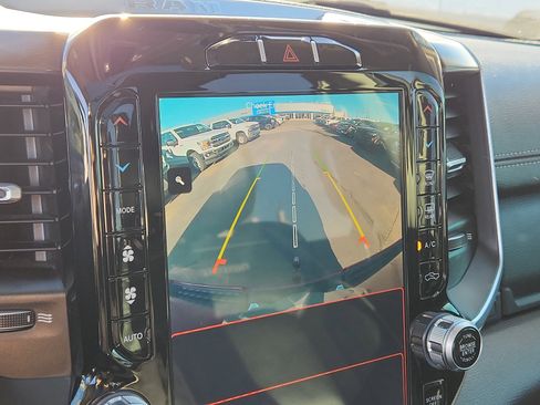 Used 2022 RAM 1500 Laramie w/ Laramie Southwest Edition image 13