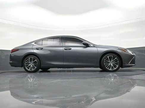 Used 2022 Lexus ES 350 w/ Premium Package image 28