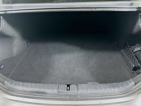 Used 2025 Genesis G70 2.5T image 27