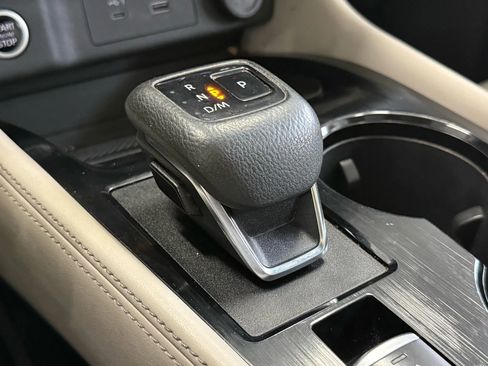 Used 2022 Nissan Rogue SL w/ SL Premium Package FWD image 18