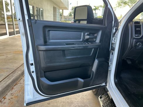 Used 2023 RAM 3500 Tradesman w/ Chrome Appearance Group AWD/4WD image 39