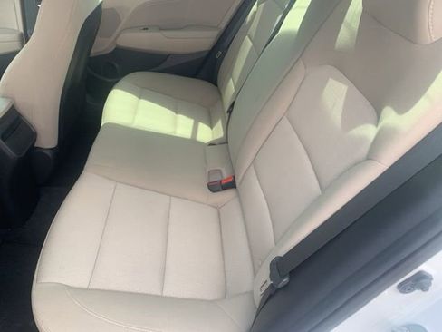 Used 2017 Hyundai Elantra Value Edition w/ Cargo Package FWD image 12