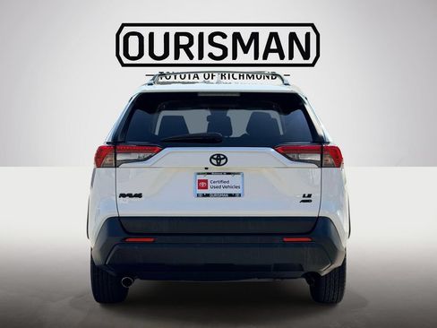 Certified 2020 Toyota RAV4 LE w/ All Weather Liner Package AWD/4WD image 21