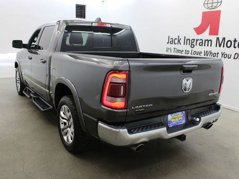 Used 2024 RAM 1500 Limited AWD/4WD image 3