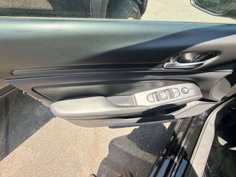 Used 2025 Nissan Altima 2.5 SV FWD image 20