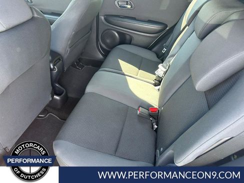 Used 2019 Honda HR-V Sport image 8