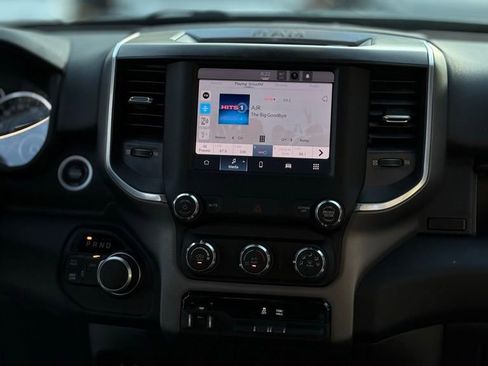 Used 2024 RAM 2500 Big Horn w/ Bed Utility Group image 17