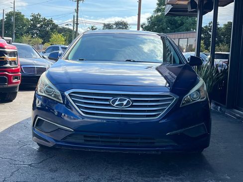 Used 2015 Hyundai Sonata SE w/ Option Group 09 FWD image 4