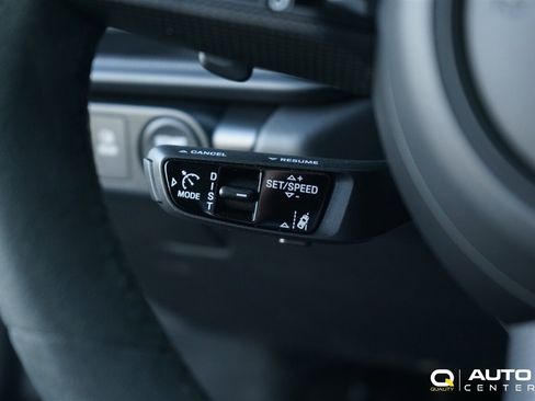 Used 2025 Porsche 911 Carrera 4 GTS image 33