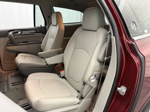 Used 2017 Buick Enclave Leather w/ Trailering Package AWD/4WD image 25