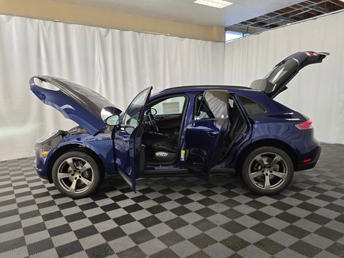New 2026 Porsche Macan image 13