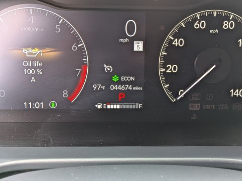 Used 2025 Honda HR-V Sport image 27
