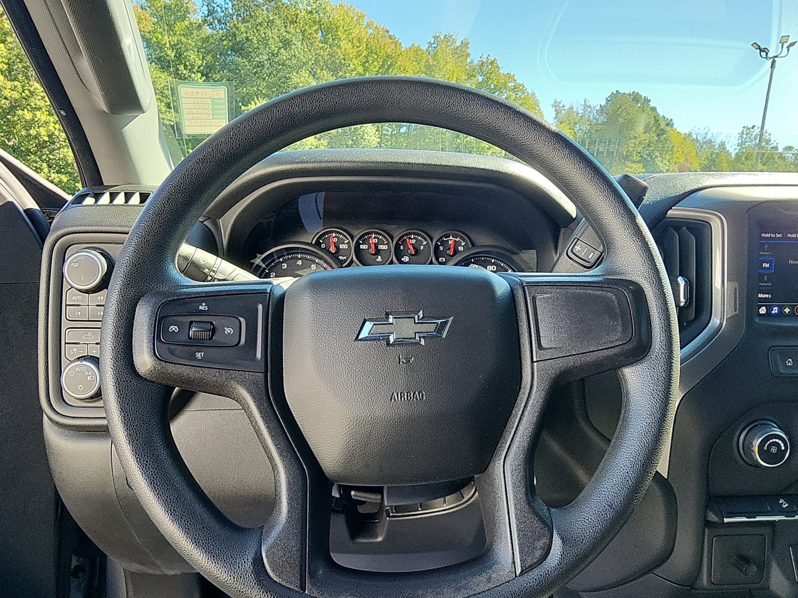 Used 2021 Chevrolet Silverado 1500 Custom Trail Boss AWD/4WD image 15