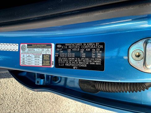 Used 2018 Kia Soul + FWD image 18