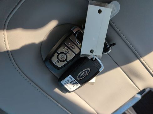 New 2026 Ford Expedition Active image 34