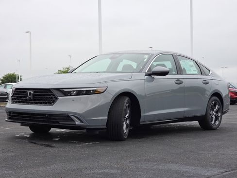 New 2026 Honda Accord EX-L image 16