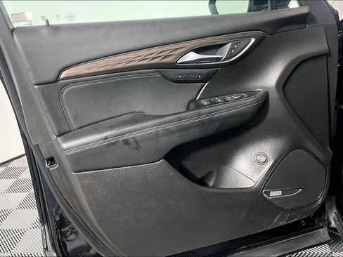 Used 2023 Buick Envision Avenir AWD/4WD image 23
