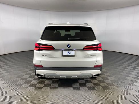 Certified 2024 BMW X5 xDrive40i w/ Parking Assistance Package AWD/4WD image 34