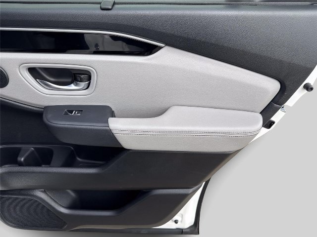Used 2025 Honda Pilot EX-L image 23