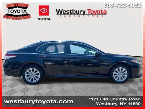 Certified 2020 Toyota Camry LE AWD/4WD image 7