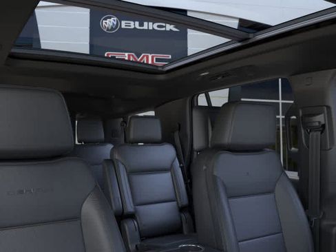 New 2026 GMC Yukon Denali w/ Advanced Technology Package image 24