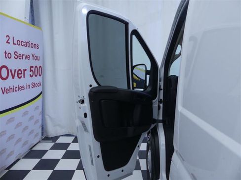 Used 2023 RAM ProMaster 2500 image 22
