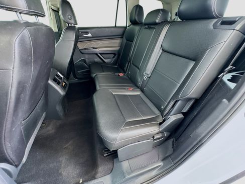 Used 2023 Volkswagen Atlas SE FWD image 15
