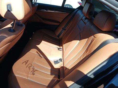 Used 2019 BMW 530i xDrive w/ Convenience Package image 8