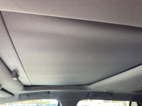 Used 2020 GMC Acadia SLE w/ Driver Convenience Package image 18