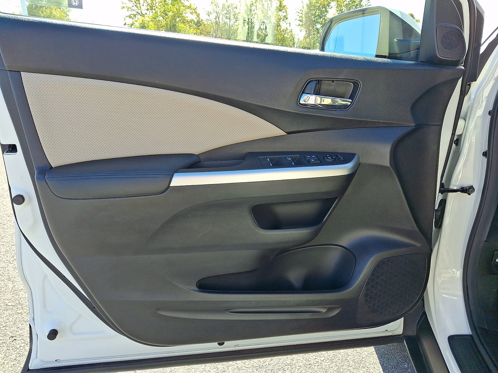 Used 2016 Honda CR-V EX-L image 13