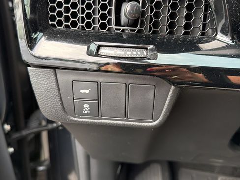 Used 2023 Honda CR-V EX-L image 11