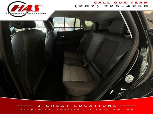 Used 2024 Chevrolet Trax LT w/ Driver Confidence Package FWD image 12