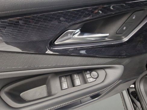 New 2025 Chevrolet Blazer EV LT image 13