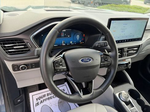 Used 2026 Ford Escape SE w/ PHEV Premium Package FWD image 23