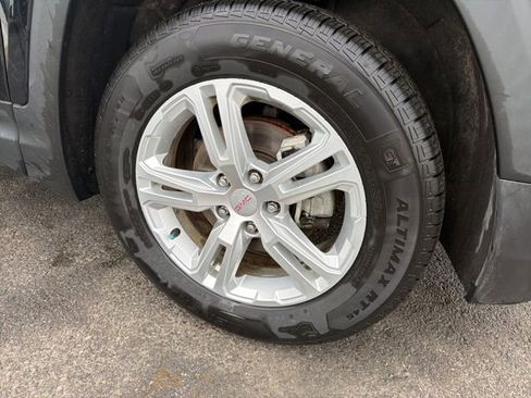 Used 2018 GMC Terrain SLE image 9