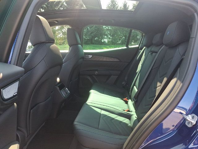 Certified 2025 Maserati Grecale Modena AWD/4WD image 5